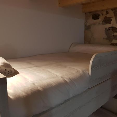 Albergue A Salazon 阿罗萨新镇 外观 照片