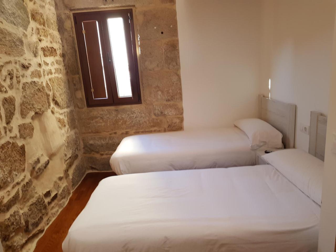 Albergue A Salazon 阿罗萨新镇 外观 照片