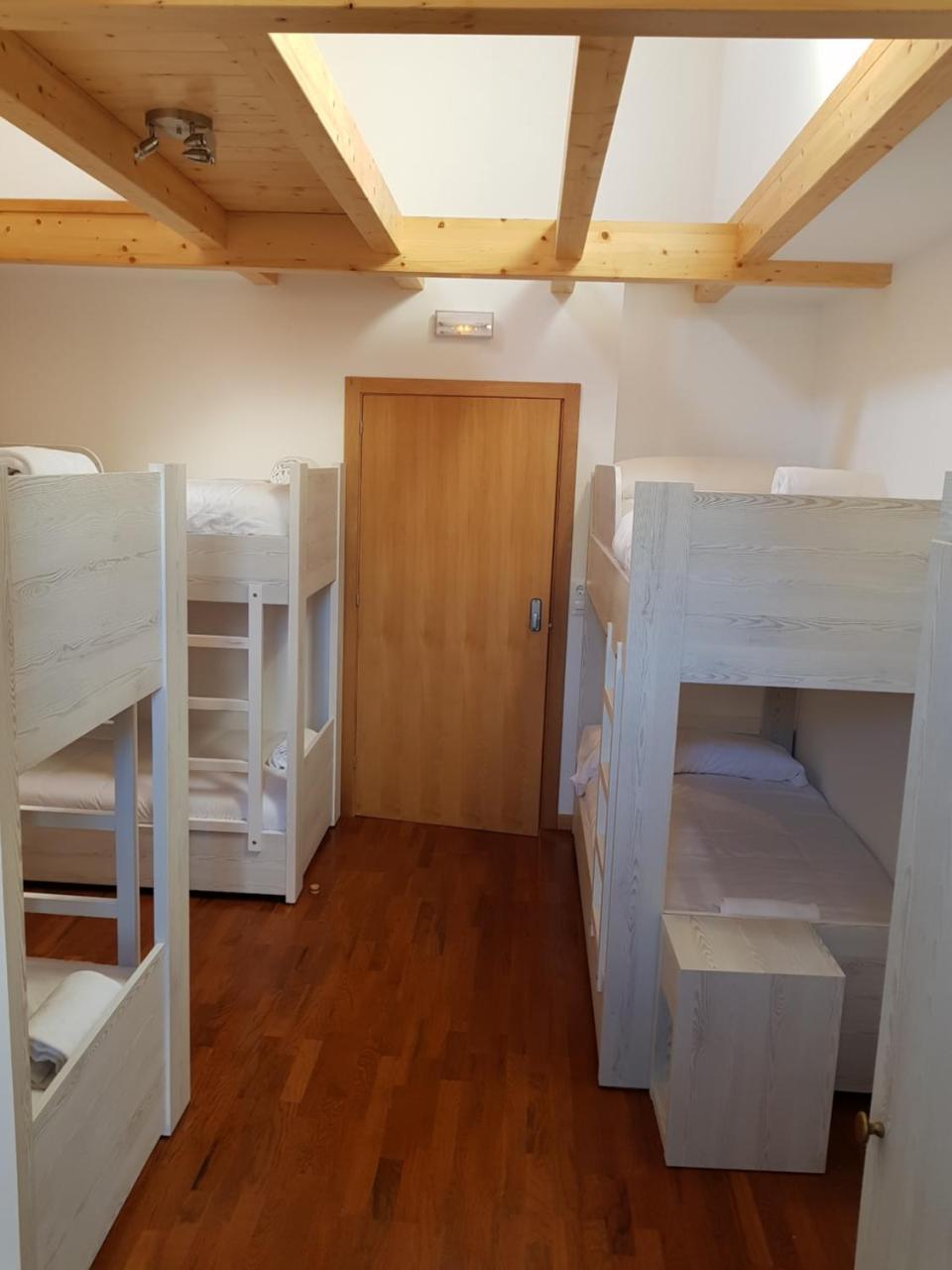 Albergue A Salazon 阿罗萨新镇 外观 照片